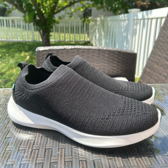 Vessi Everyday Move Slip On Knit Sneakers Black 11 - Picture 1 of 8
